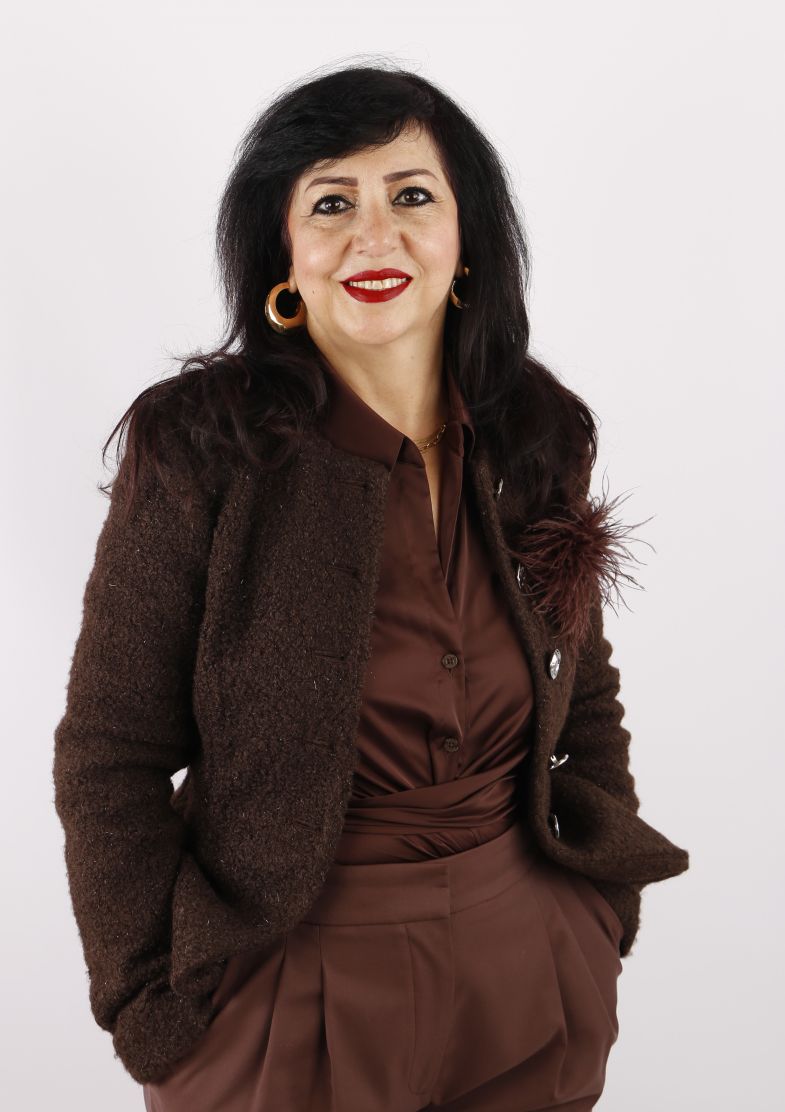 REZVANEH SEDIGHY – Damen